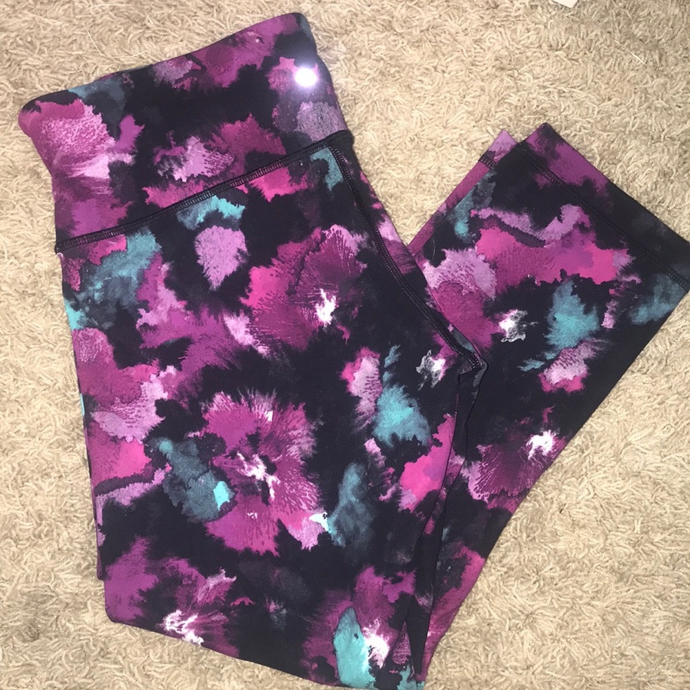 Lululemon cropped leggings 10